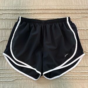 Women’s Nike Tempo Shorts